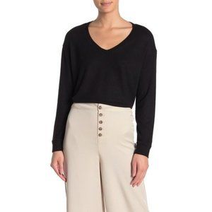 ⭐️⭐️⭐️ Gazella V-Neck Shirt ⭐️⭐️⭐️